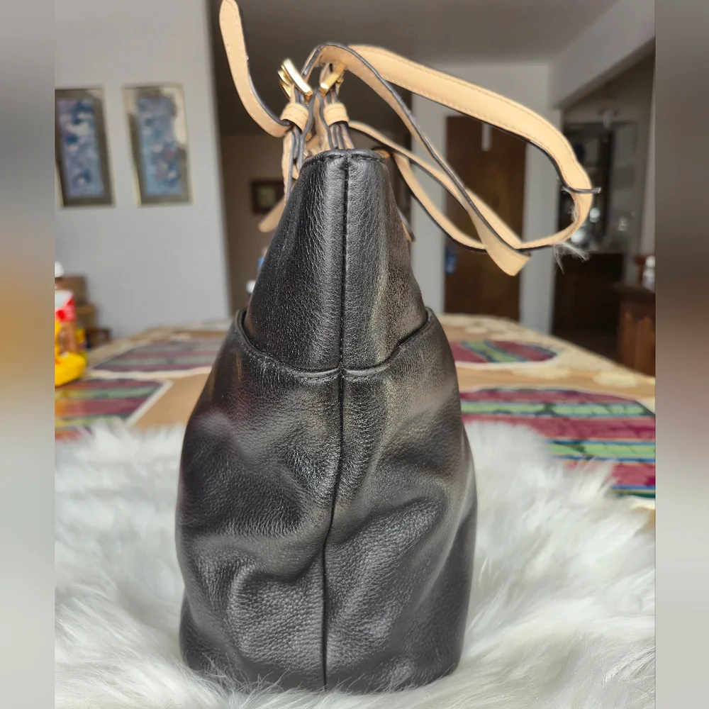 Michael Kors Black Tote with‎ Tan Handles ⚠️⬇️